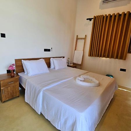 Отель Muthu Sea View Hiriketiya Диквелла Экстерьер фото